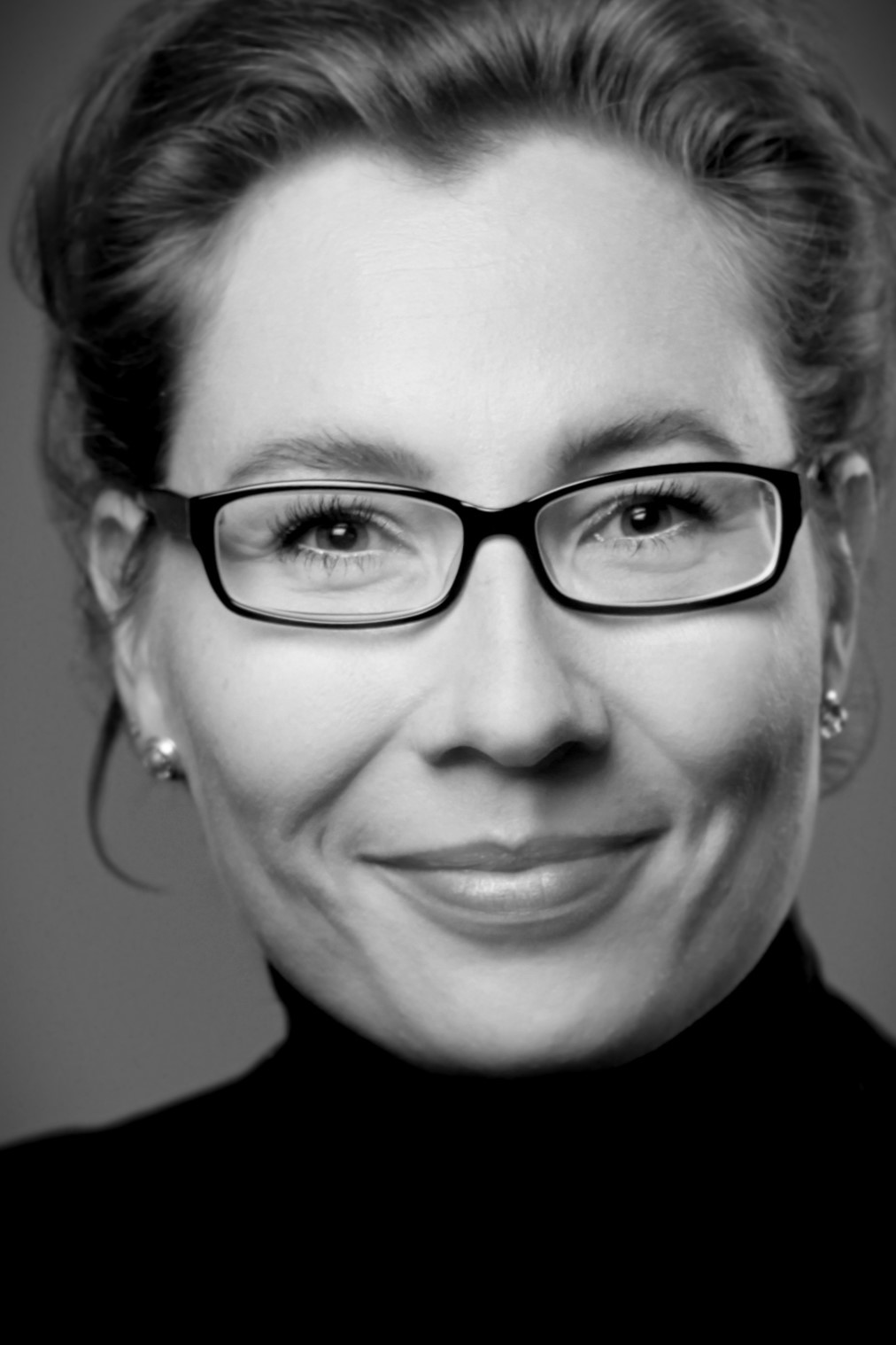 Portraitbild in schwarz-weiß von Dr. Margret Xyländer